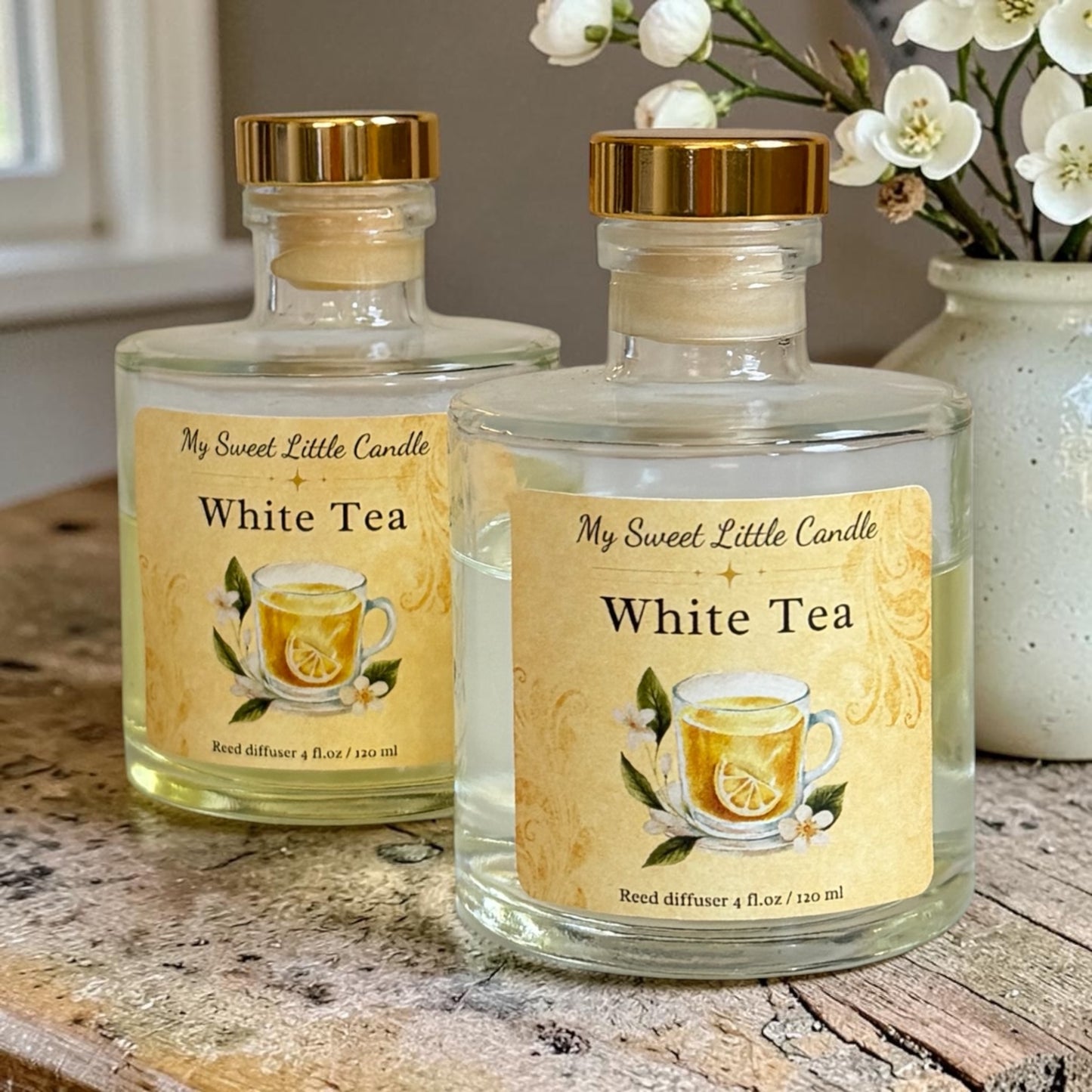 White Tea Reed Diffuser: Citrus Floral Aroma, 4 fl.oz/120 ml