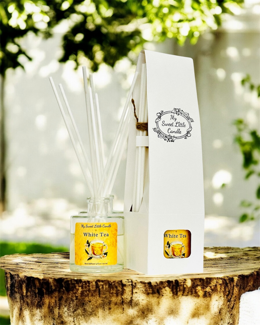 White Tea Reed Diffuser: Citrus Floral Aroma, 4 fl.oz/120 ml