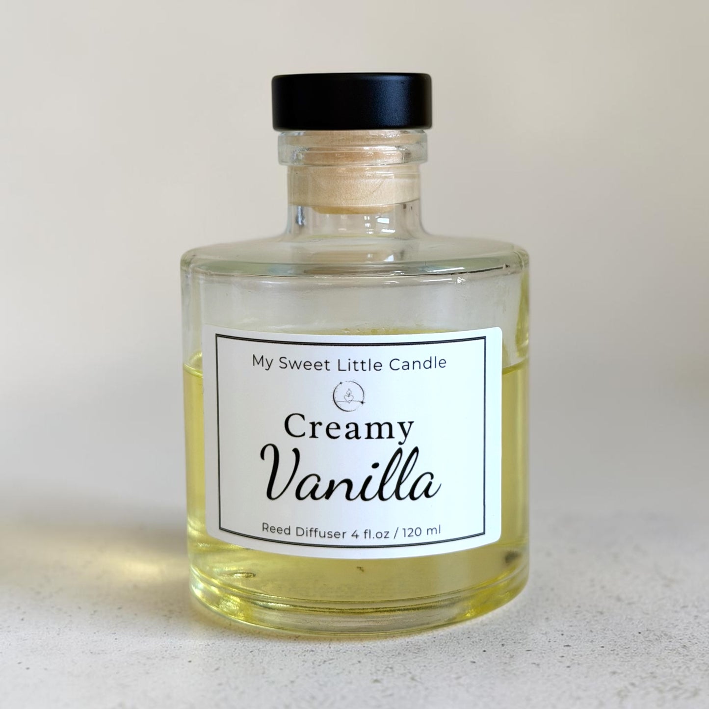 Vanilla Reed Diffuser : Modern Glass Bottle , 4 fl.oz / 120 ml