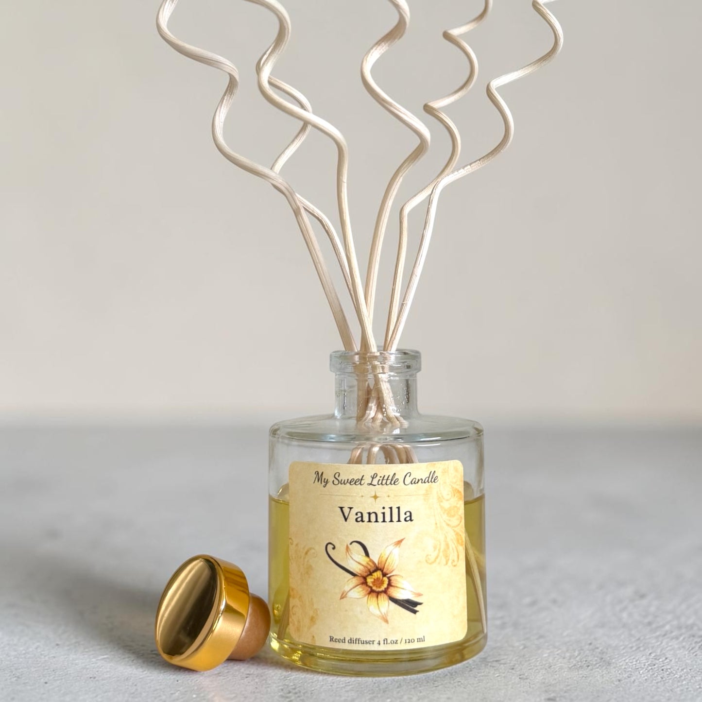 Vintage Vanilla Reed Diffuser: 4 fl.oz/120 ml