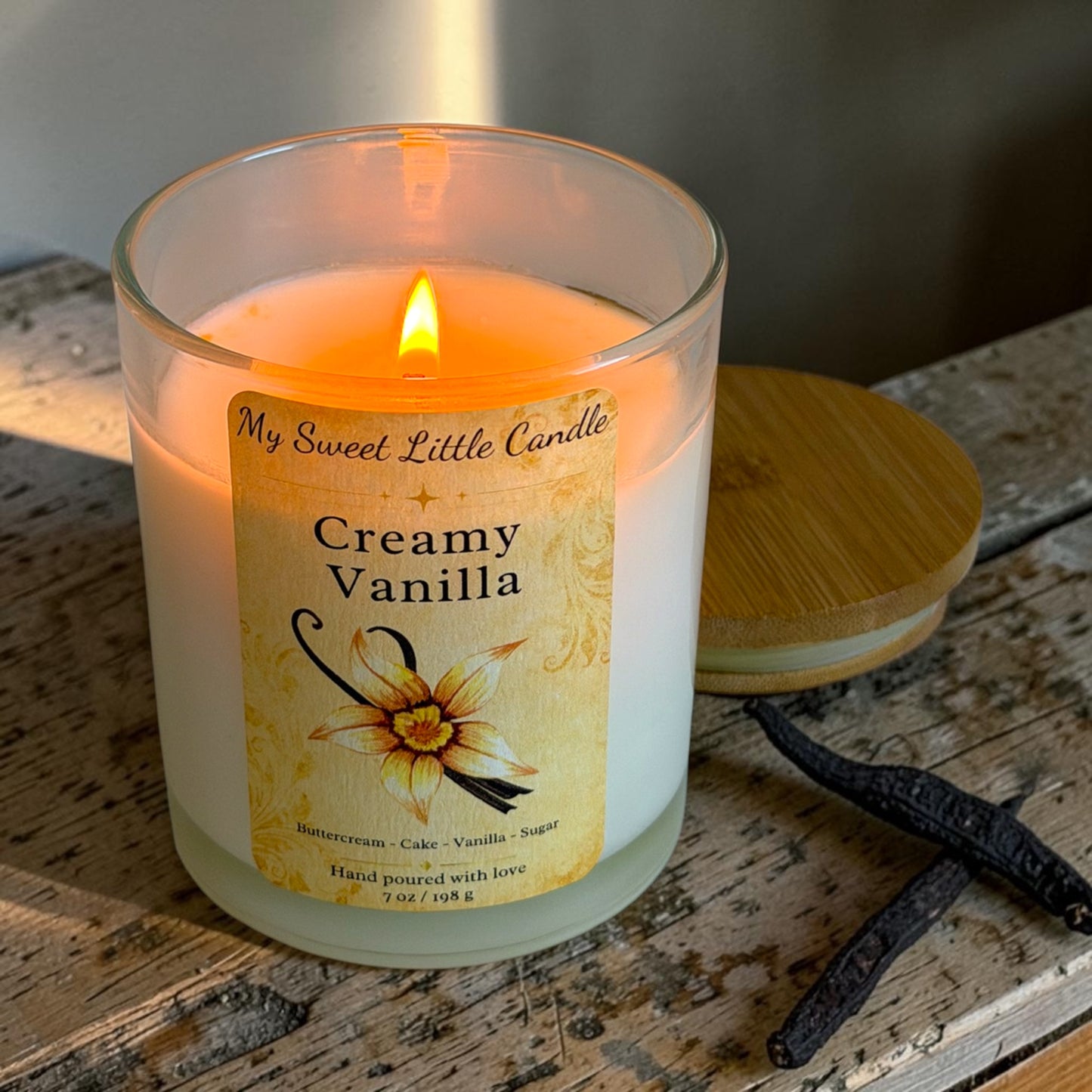 Vanilla Candle: Creamy Vanilla Aroma, 7 oz