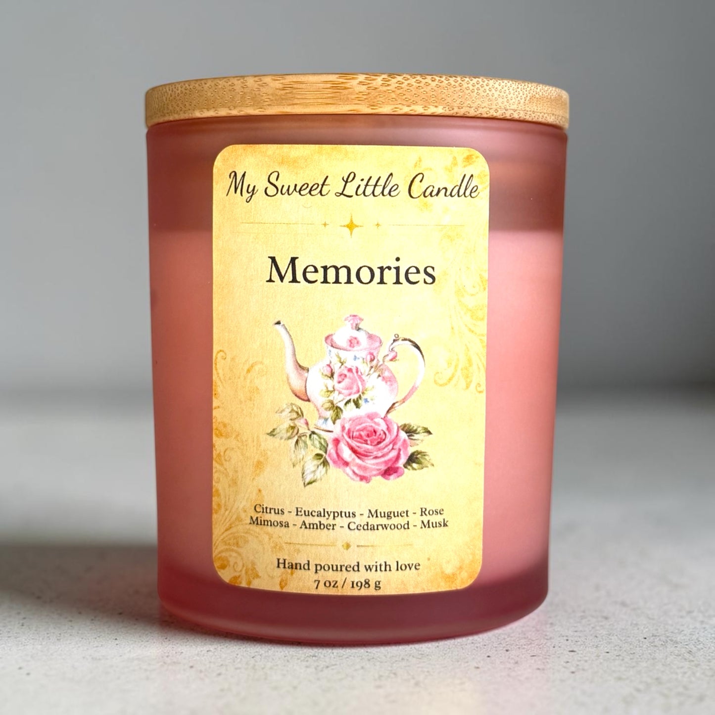 Luxury Soy Candle  Rose and Musk : Floral Scents, 7 oz