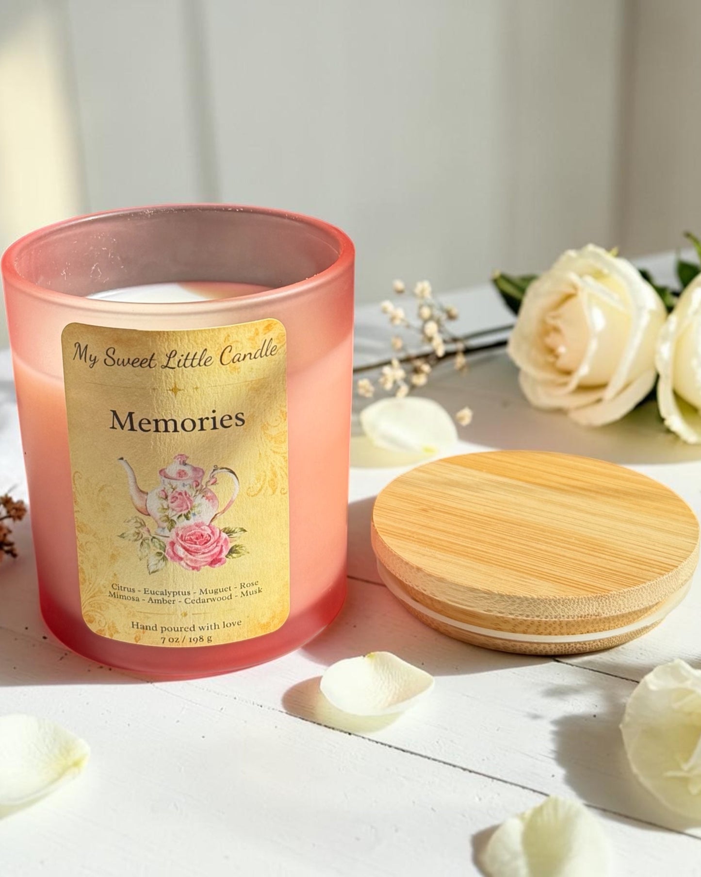 Luxury Soy Candle  Rose and Musk : Floral Scents, 7 oz
